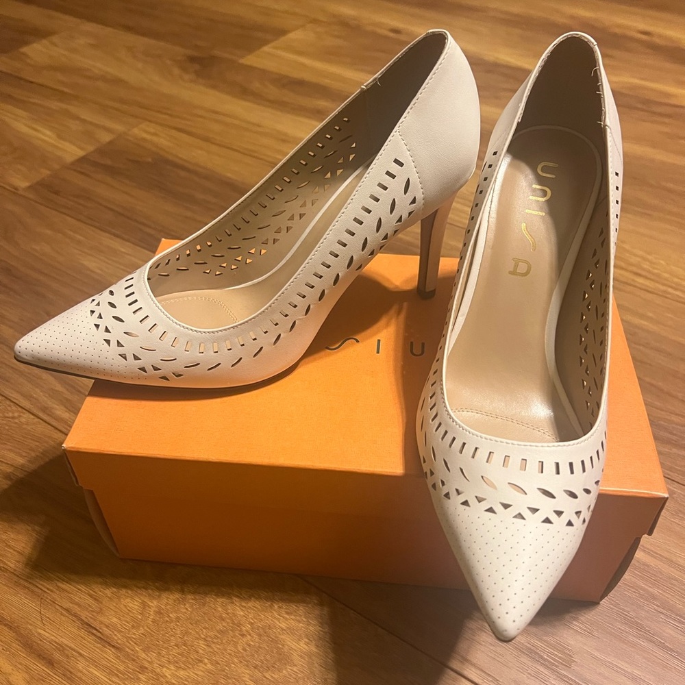 Beautiful unique pump